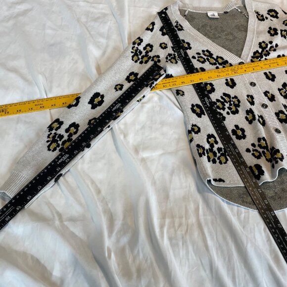 Cabi Womens Leopard Print Button-Down Cardigan Sweater S - Picture 9 of 12